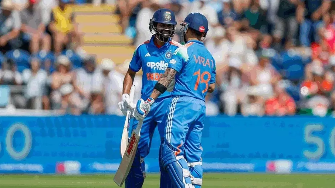 IND vs ENG 2nd ODI: 50 ओवर भी नहीं खेल सकी भारतीय टीम, विराट-श्रेयस ने ठोकी फिफ्टी, इंग्लैंड के सामने 234 रनों का टारगेट IND vs ENG 2nd ODI: 50 ओवर भी नहीं खेल सकी भारतीय टीम, विराट-श्रेयस ने ठोकी फिफ्टी, इंग्लैंड के सामने 234 रनों का टारगेट