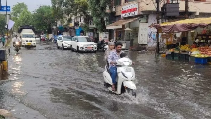 CG Weather News : बंगाल की खाड़ी का लो प्रेशर एक्टिव, छत्तीसगढ़ में अगले 72 घंटे  बारिश की संभावना, कई जिलों में ऑरेंज अलर्ट