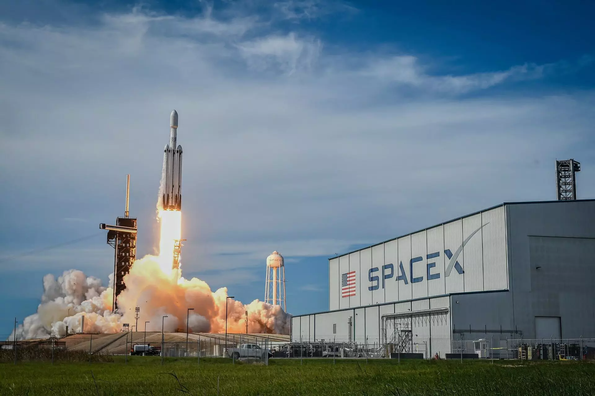 Elon Musk-SpaceX: लॉन्च से एक सेकंड पहले रुका एलन मस्क का स्टारशिप मिशन, इंजन में आई तकनीकी दिक्कत, जानिए मिशन में क्या होना था? Elon Musk-SpaceX: लॉन्च से एक सेकंड पहले रुका एलन मस्क का स्टारशिप मिशन, इंजन में आई तकनीकी दिक्कत, जानिए मिशन में क्या होना था?