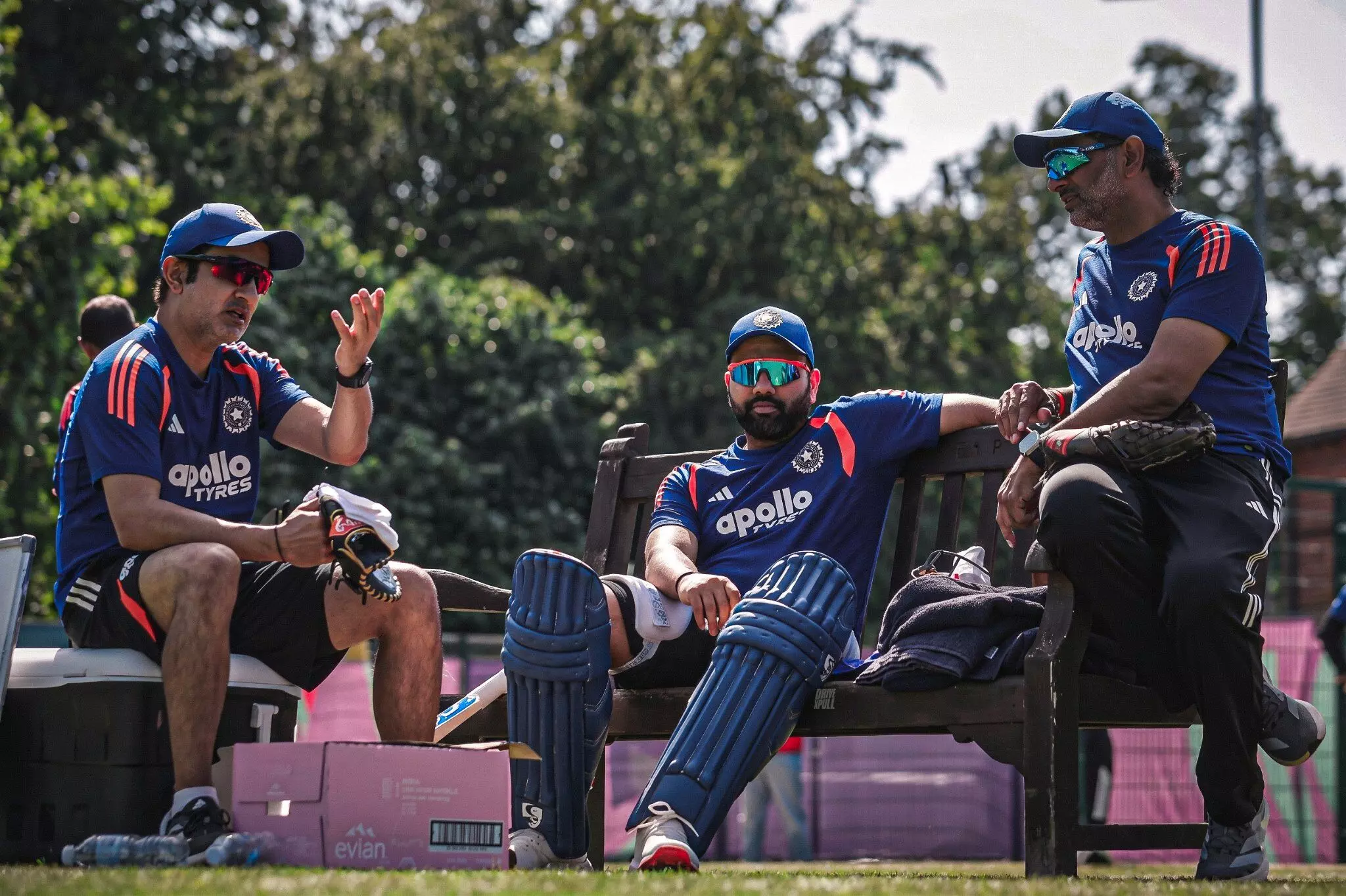 Rohit Sharma: रोहित शर्मा पर कोई दबाव नहीं है... बैटिंग कोच सितांशु कोटक ने संन्यास की अटकलों को किया ख़ारिज Rohit Sharma: रोहित शर्मा पर कोई दबाव नहीं है... बैटिंग कोच सितांशु कोटक ने संन्यास की अटकलों को किया ख़ारिज