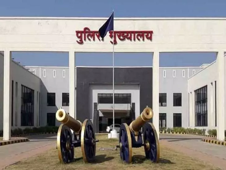 CG Breaking : पुलिस मुख्यालय का प्रशासनिक आदेश, कई वाहिनियों और एसटीएफ में अतिरिक्त प्रभार सौंपे गए