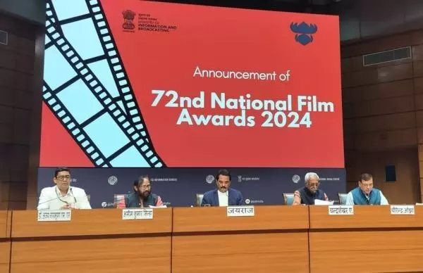 72nd National Film Awards: 72वें राष्ट्रीय फिल्म पुरस्कारों का ऐलान, आर्टिकल 370 और श्रीकांत समेत कई फिल्मों ने जीते अवार्ड्स
