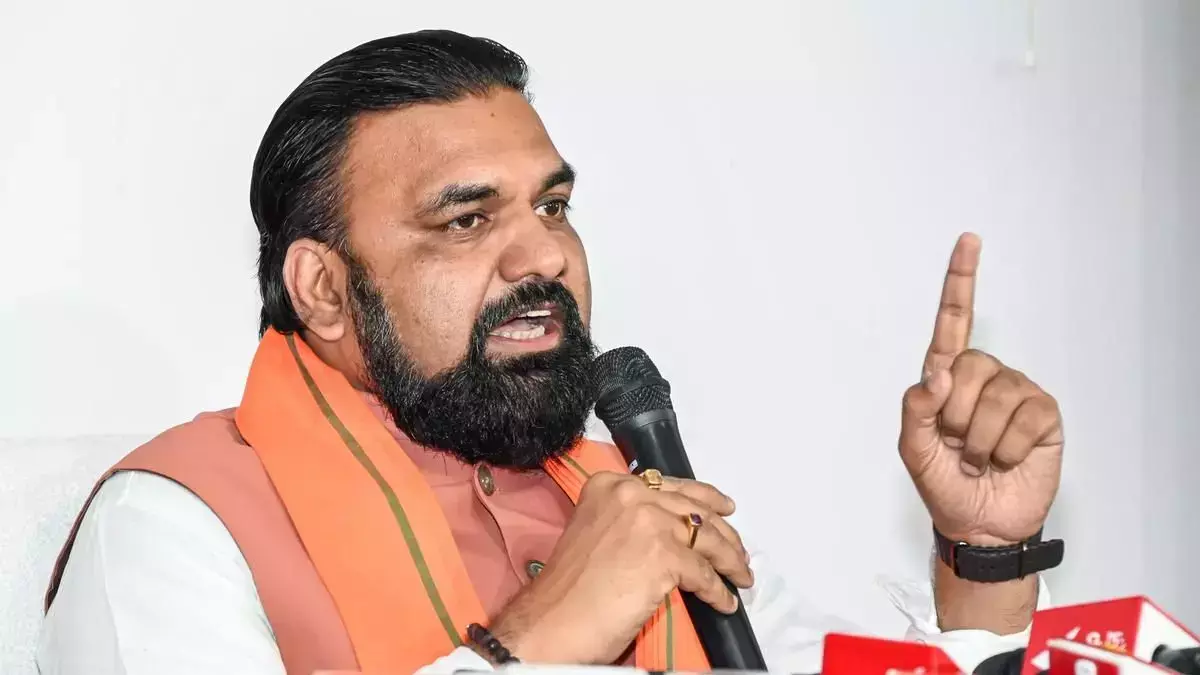Bihar News : मुख्यमंत्री सम्राट चौधरी ने 551 मॉडल स्कूलों का शुभारंभ, बोले - राज्य में शिक्षा के क्षेत्र में क्रांतिकारी कदम