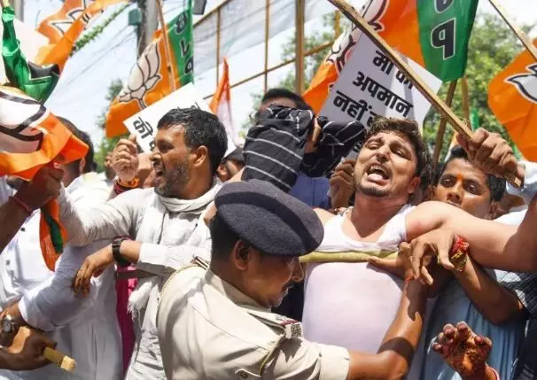 BJP Protest Against Rahul Gandhi: राहुल गांधी के पीएम आवास घेराव पर भड़की बीजेपी, आज देशभर में प्रदर्शन, कांग्रेस दफ्तरों का घेराव करेंगे कार्यकर्ता