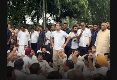 NEET Congress Candlelight March: नीट पेपर लीक मामले में आज कैंडललाइट मार्च निकालेगी कांग्रेस, दिल्ली में आज भी 18 मेट्रो स्टेशन बंद