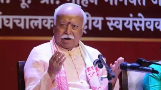 Mohan Bhagwat on CJP protests: नई पीढ़ी सवाल पूछती है,उनसे संवाद की जरूरत: मोहन भागवत, CJP के प्रदर्शन के बीच बोले आरएसएस प्रमुख Mohan Bhagwat on CJP protests: नई पीढ़ी सवाल पूछती है,उनसे संवाद की जरूरत: मोहन भागवत, CJP के प्रदर्शन के बीच बोले आरएसएस प्रमुख
