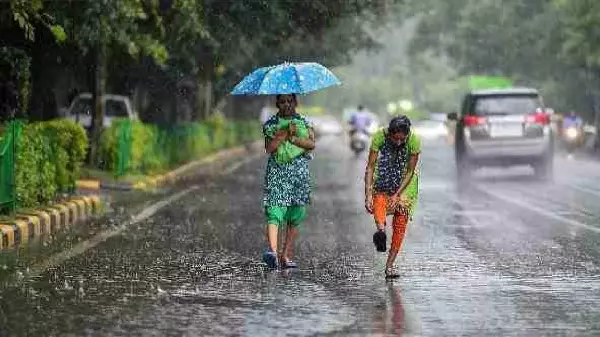 CG Weather Update : छत्तीसगढ़ में फिर बदलेगा मौसम, अगले 48 घंटे बारिश के आसार, 23 जिलों के लिए अलर्ट जारी