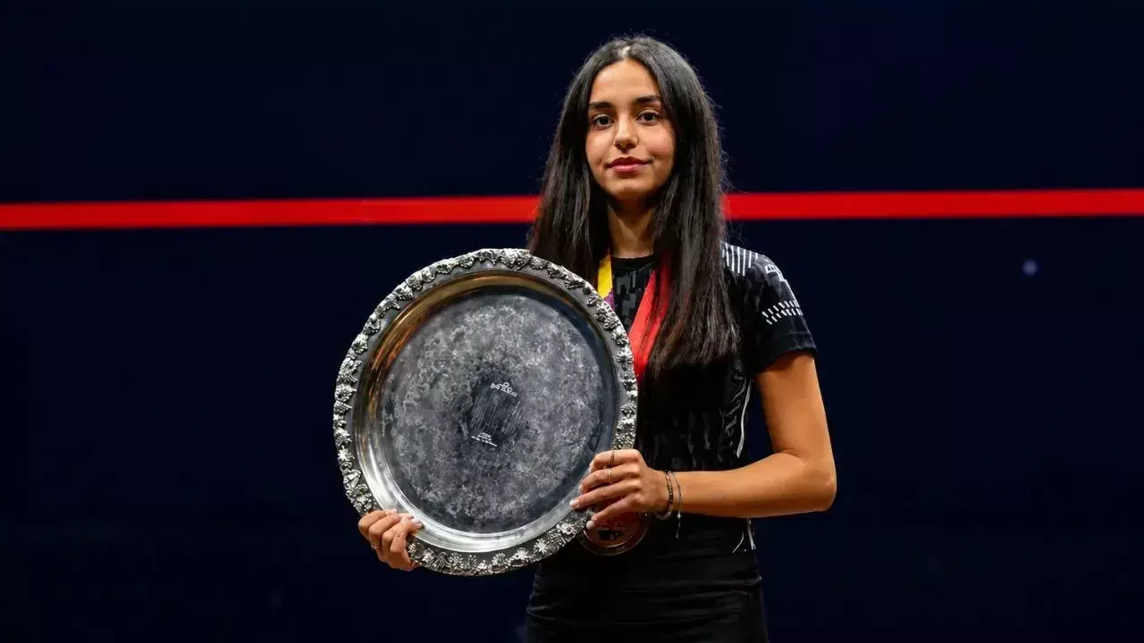World Junior Squash Championship: 18 साल की अनाहत सिंह ने रचा इतिहास, भारत को दिलाया पहला वर्ल्ड जूनियर स्क्वैश का खिताब World Junior Squash Championship: 18 साल की अनाहत सिंह ने रचा इतिहास, भारत को दिलाया पहला वर्ल्ड जूनियर स्क्वैश का खिताब