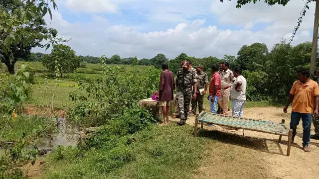 Jharkhand Crime : तालाब किनारे मिले पति-पत्नी के शव, धारदार हथियार से डबल मर्डर से गांव में दहशत Jharkhand Crime : तालाब किनारे मिले पति-पत्नी के शव, धारदार हथियार से डबल मर्डर से गांव में दहशत