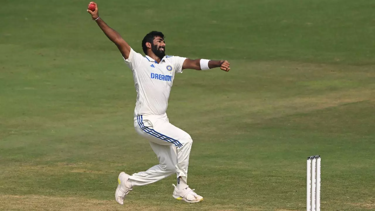 IND vs SL : श्रीलंका के खिलाफ टेस्ट सीरीज से बाहर हुए जसप्रीत बुमराह, ये है बड़ी वजह; अब इस खिलाड़ी पर नजर