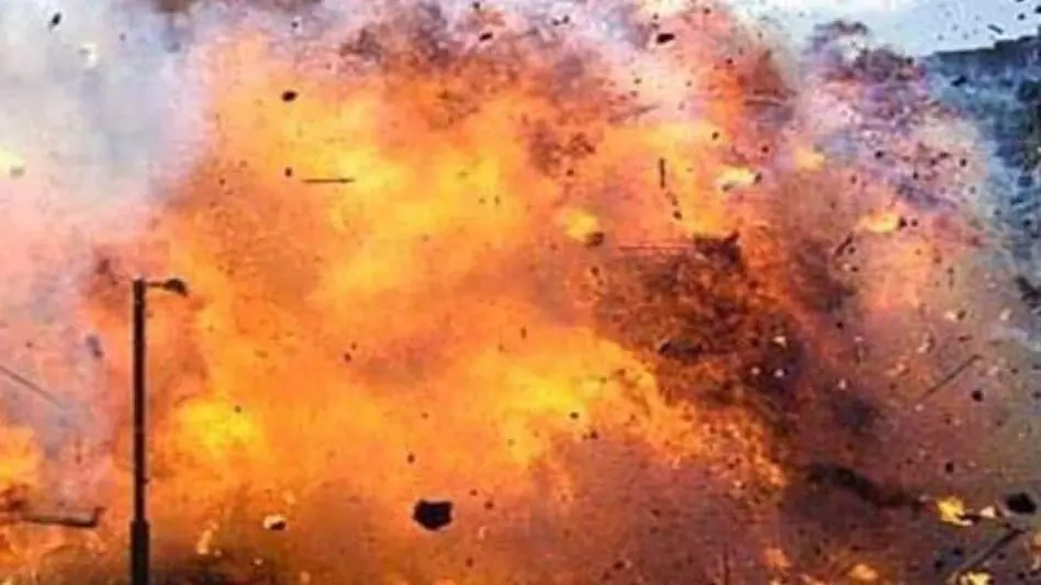 Moscow Bomb Blast: मॉस्को के रेस्तरां में बम धमाका, 3 की मौत; मेयर बोले- यह आतंकी हमला है Moscow Bomb Blast: मॉस्को के रेस्तरां में बम धमाका, 3 की मौत; मेयर बोले- यह आतंकी हमला है