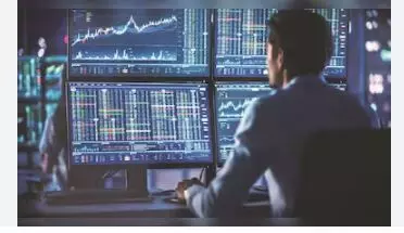 Stock Market August 4: आरबीआई की नीति और वैश्विक संकेतों के बीच बाजार अलर्ट, सेंसेक्स मजबूत तो निफ्टी फिसला Stock Market August 4: आरबीआई की नीति और वैश्विक संकेतों के बीच बाजार अलर्ट, सेंसेक्स मजबूत तो निफ्टी फिसला