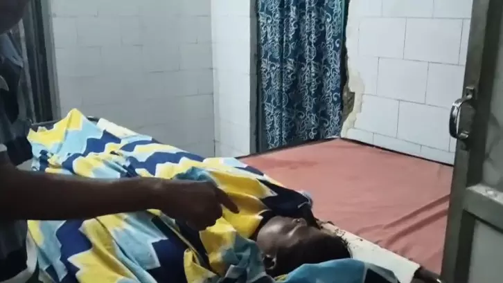 CG News : खेत में रोपा लगा रही महिला पर गिरी आकाशीय बिजली, अस्पताल पहुंचने से पहले हुई मौत CG News : खेत में रोपा लगा रही महिला पर गिरी आकाशीय बिजली, अस्पताल पहुंचने से पहले हुई मौत