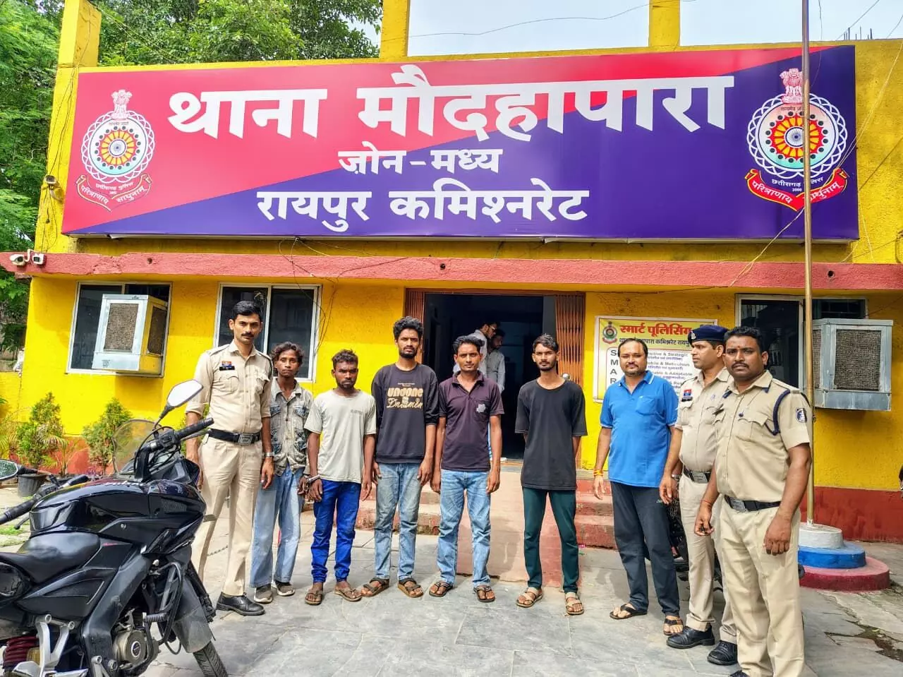 Raipur City News: रायपुर पुलिस का बड़ा एक्शन: दो दिन में 143 वारंट तामील, लंबे समय से फरार आरोपी गिरफ्तार