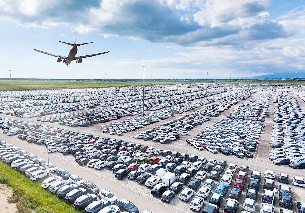 Airport Parking : एयरपोर्ट पर पार्किंग शुल्क में बड़ा इजाफा, अब गाड़ियों को देना होगा छह गुना तक ज्यादा चार्ज Airport Parking : एयरपोर्ट पर पार्किंग शुल्क में बड़ा इजाफा, अब गाड़ियों को देना होगा छह गुना तक ज्यादा चार्ज