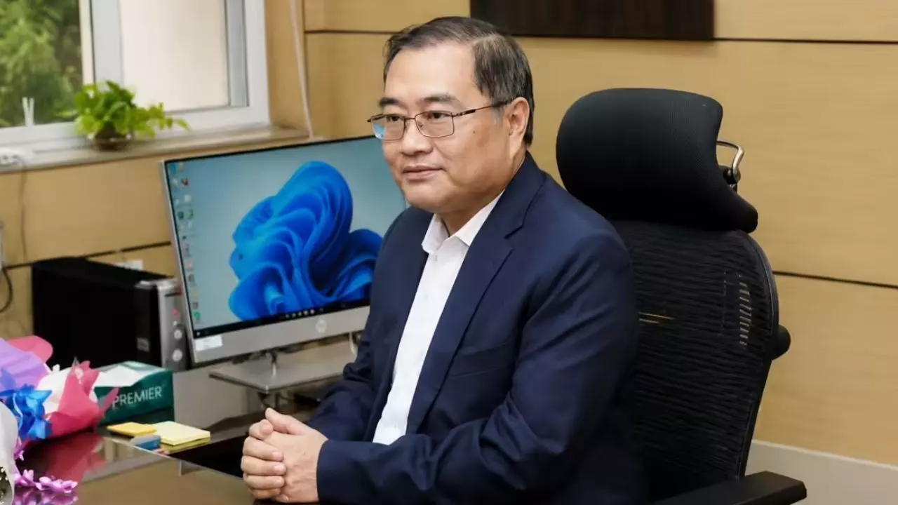 Former Chairman L. Khiangte Arrested: छात्रों के आंदोलन के बीच JPSC के पूर्व चेयरमैन एल. खियांगते गिरफ्तार, परीक्षा धांधली मामले में CID का बड़ा एक्शन Former Chairman L. Khiangte Arrested: छात्रों के आंदोलन के बीच JPSC के पूर्व चेयरमैन एल. खियांगते गिरफ्तार, परीक्षा धांधली मामले में CID का बड़ा एक्शन