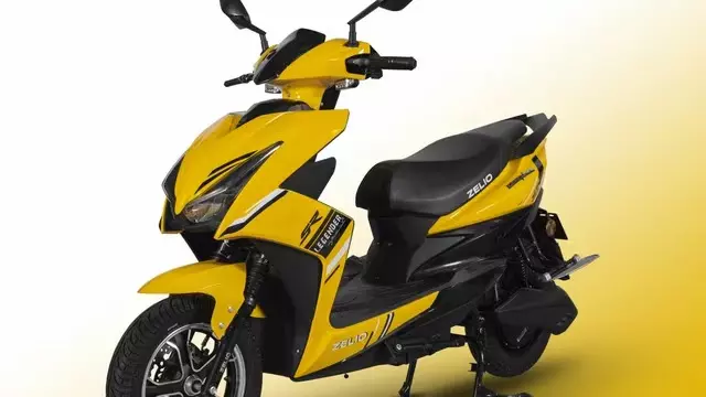 Electric Scooter : 1 लाख से कम में 5 दमदार इलेक्ट्रिक स्कूटर, 150 KM तक की रेंज, कीमत और फीचर्स जानें Electric Scooter : 1 लाख से कम में 5 दमदार इलेक्ट्रिक स्कूटर, 150 KM तक की रेंज, कीमत और फीचर्स जानें
