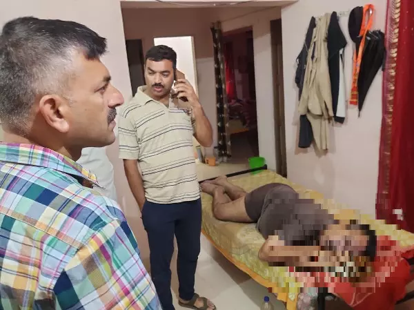 MP News : सरकारी क्वार्टर में मिला ASI का शव, ड्यूटी पर नहीं पहुंचे तो साथियों ने खोला दरवाजा
