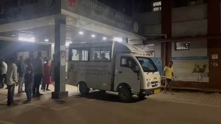 CG Crime : बिरयानी खाने निकले युवक की चाकू-पत्थर से हत्या, 5 युवकों पर हमले का आरोप, पुलिस जांच में जुटी CG Crime : बिरयानी खाने निकले युवक की चाकू-पत्थर से हत्या, 5 युवकों पर हमले का आरोप, पुलिस जांच में जुटी