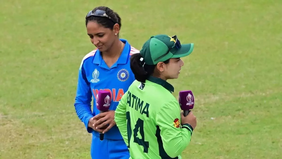 IND W vs PAK W: पाकिस्तान ने भारत के खिलाफ जीता टॉस, पहले बल्लेबाजी का लिया फैसला, देखें दोनों की प्लेइंग 11 IND W vs PAK W: पाकिस्तान ने भारत के खिलाफ जीता टॉस, पहले बल्लेबाजी का लिया फैसला, देखें दोनों की प्लेइंग 11