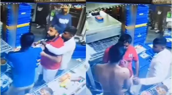 Durg Crime News: दुर्ग में पिज्जा डिलीवरी बॉय से मारपीट का वीडियो वायरल, सुपेला थाने में FIR Durg Crime News: दुर्ग में पिज्जा डिलीवरी बॉय से मारपीट का वीडियो वायरल, सुपेला थाने में FIR