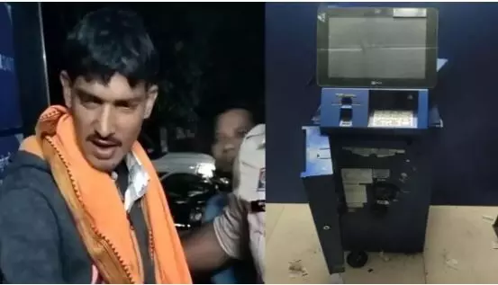 Dongargarh ATM Theft: हथौड़ी-छीनी लेकर ATM पहुंचा युवक, आवाज सुनकर लोगों ने पकड़ा, जानें पूरा मामला Dongargarh ATM Theft: हथौड़ी-छीनी लेकर ATM पहुंचा युवक, आवाज सुनकर लोगों ने पकड़ा, जानें पूरा मामला
