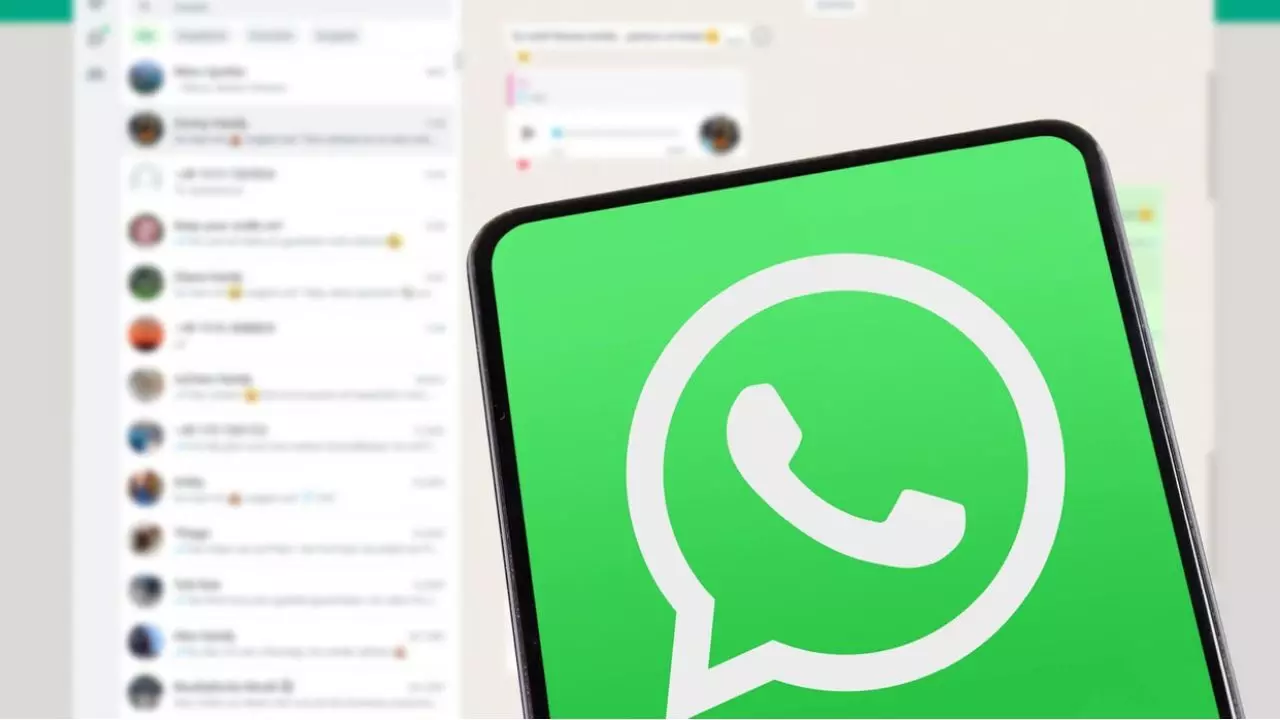 WhatsApp Users Alert : कहीं आपकी जानकारी तो नहीं हो रही शेयर? ऐसे बढ़ाएं अपनी प्राइवेसी WhatsApp Users Alert : कहीं आपकी जानकारी तो नहीं हो रही शेयर? ऐसे बढ़ाएं अपनी प्राइवेसी