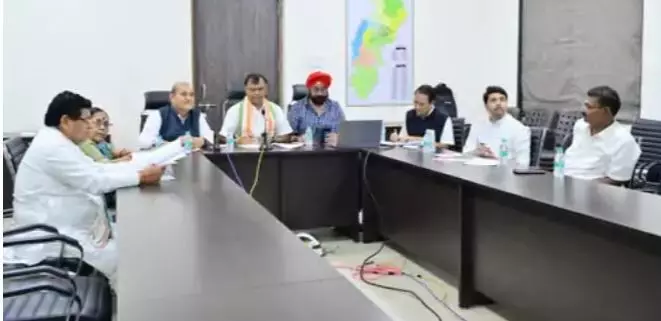 CG Congress: छत्तीसगढ़ में कांग्रेस 36 नेताओं की वापसी, बृहस्पति सिंह लौटेंगे पार्टी में ? अमित जोगी और रेणु जोगी का क्या होगा..पढ़ें पूरी खबर CG Congress: छत्तीसगढ़ में कांग्रेस 36 नेताओं की वापसी, बृहस्पति सिंह लौटेंगे पार्टी में ? अमित जोगी और रेणु जोगी का क्या होगा..पढ़ें पूरी खबर