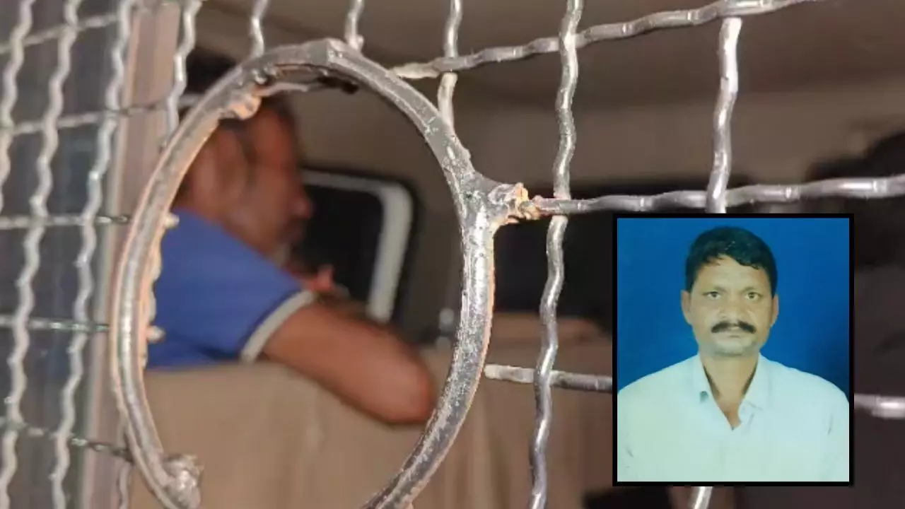 CG Crime : शराब पार्टी में मजाक को लेकर विवाद, भांजे ने ईंट और लोहे की बाल्टी से की मामा के दोस्त की हत्या CG Crime : शराब पार्टी में मजाक को लेकर विवाद, भांजे ने ईंट और लोहे की बाल्टी से की मामा के दोस्त की हत्या
