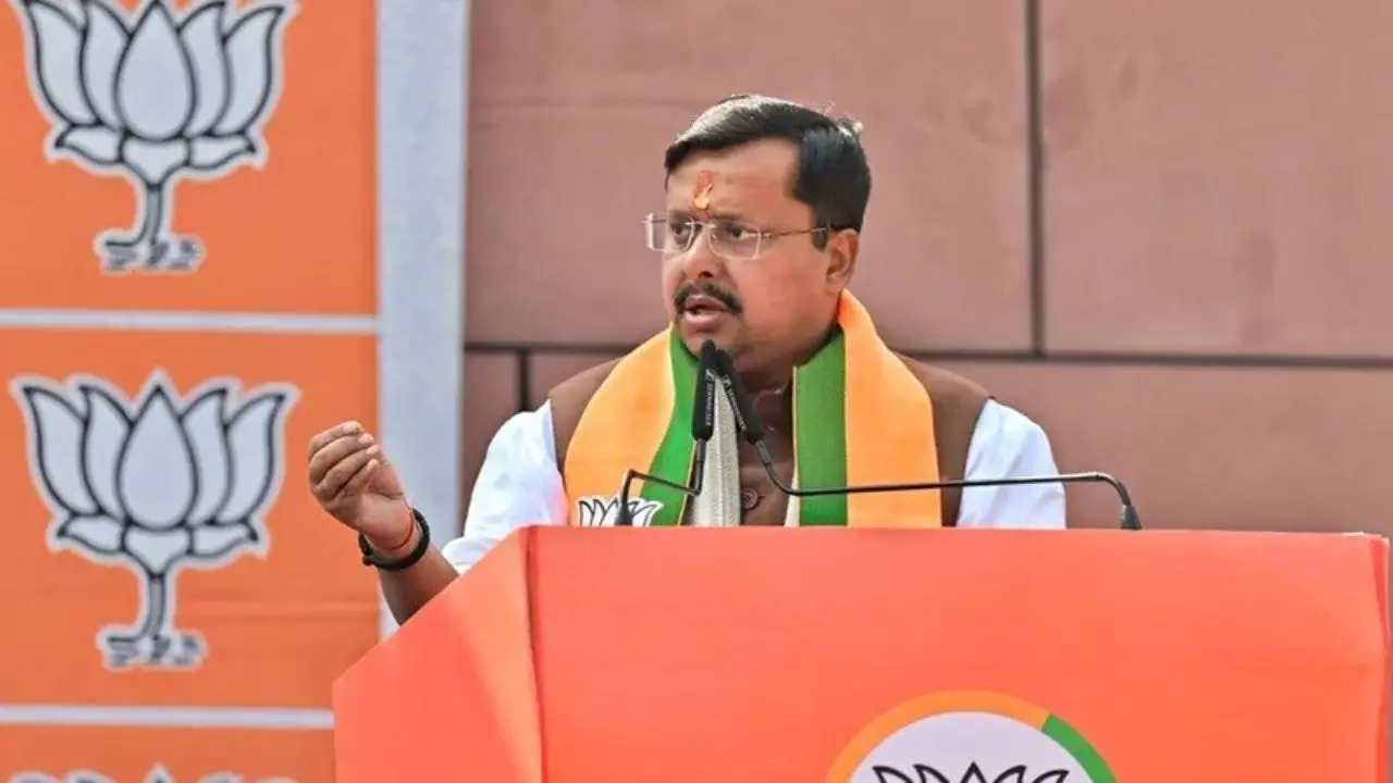 UP : नितिन नवीन का Gen-Z से संवाद, बोले- रील की दुनिया से बाहर निकलकर रियल लाइफ पर दें ध्यान UP : नितिन नवीन का Gen-Z से संवाद, बोले- रील की दुनिया से बाहर निकलकर रियल लाइफ पर दें ध्यान