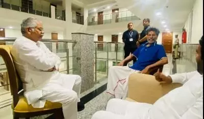 Kiran Singh Dev health update: किरण सिंहदेव 23 सितंबर को दिल्ली से लौटेंगे रायपुर, जानें ताजा हेल्थ अपडेट Kiran Singh Dev health update: किरण सिंहदेव 23 सितंबर को दिल्ली से लौटेंगे रायपुर, जानें ताजा हेल्थ अपडेट