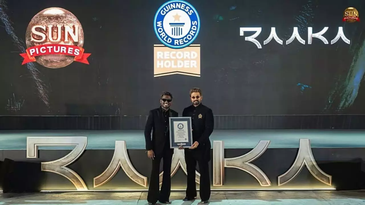 Allu Arjun की ‘राका’ ने रचा इतिहास, रिलीज से पहले Guinness World Record में दर्ज हुआ नाम Allu Arjun की ‘राका’ ने रचा इतिहास, रिलीज से पहले Guinness World Record में दर्ज हुआ नाम
