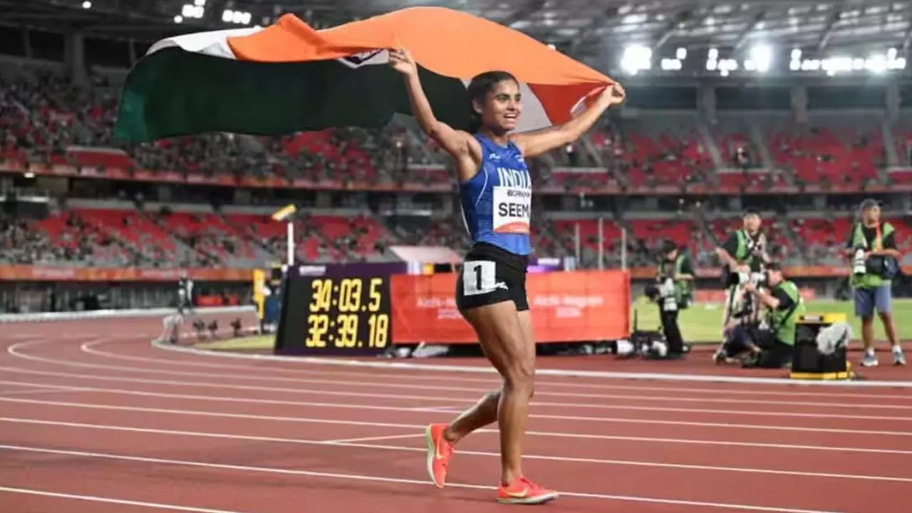 Asian Games 2026 Long Runner: 16 साल बाद भारत को मिला मेडल, सीमा कुमारी ने 10,000 मीटर दौड़ में जीता ब्रॉन्ज; रचा इतिहास Asian Games 2026 Long Runner: 16 साल बाद भारत को मिला मेडल, सीमा कुमारी ने 10,000 मीटर दौड़ में जीता ब्रॉन्ज; रचा इतिहास