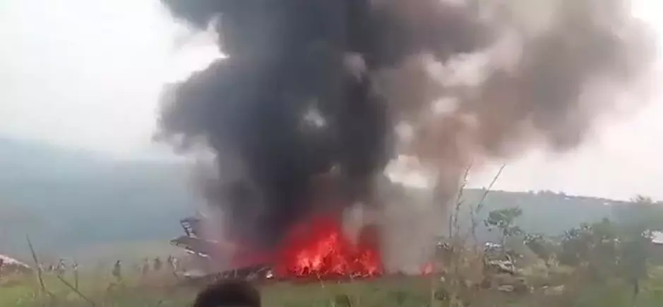Congo Plane Crash : सैन्य विमान हादसे में 14 की मौत, दो लेफ्टिनेंट जनरल भी शामिल, तकनीकी खराबी की जांच शुरू Congo Plane Crash : सैन्य विमान हादसे में 14 की मौत, दो लेफ्टिनेंट जनरल भी शामिल, तकनीकी खराबी की जांच शुरू