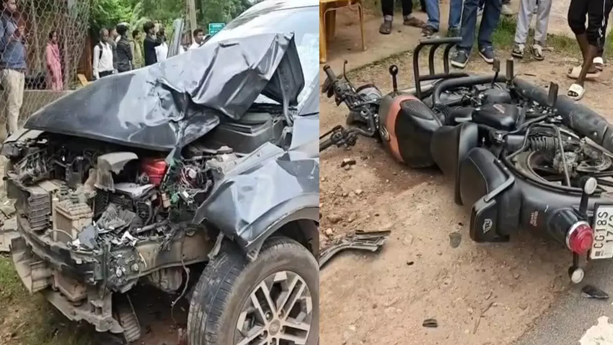 CG Accident : कार और बुलेट की आमने-सामने भिड़ंत, सहायक सचिव की मौके पर मौत, साथी घायल CG Accident : कार और बुलेट की आमने-सामने भिड़ंत, सहायक सचिव की मौके पर मौत, साथी घायल