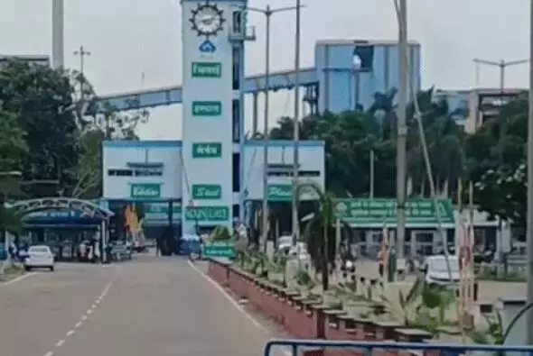 BSP Scrap Theft Case: बीएसपी लोहा-स्क्रैप चोरी मामले की अब CBI करेगी जांच, राजपत्र में अधिसूचना जारी BSP Scrap Theft Case: बीएसपी लोहा-स्क्रैप चोरी मामले की अब CBI करेगी जांच, राजपत्र में अधिसूचना जारी