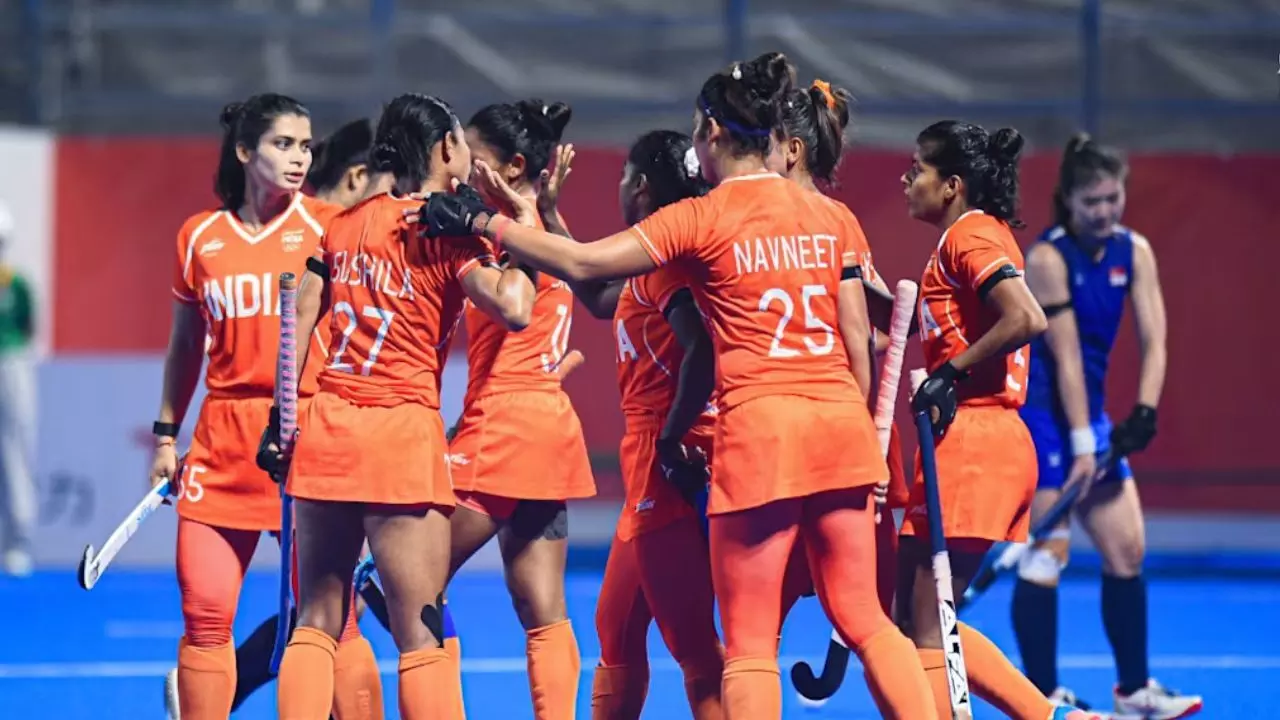 Asian Games 2026: साउथ कोरिया को 2-0 से हराकर फाइनल में पहुंची भारतीय महिला हॉकी टीम, अब चीन से होगी गोल्ड की जंग Asian Games 2026: साउथ कोरिया को 2-0 से हराकर फाइनल में पहुंची भारतीय महिला हॉकी टीम, अब चीन से होगी गोल्ड की जंग