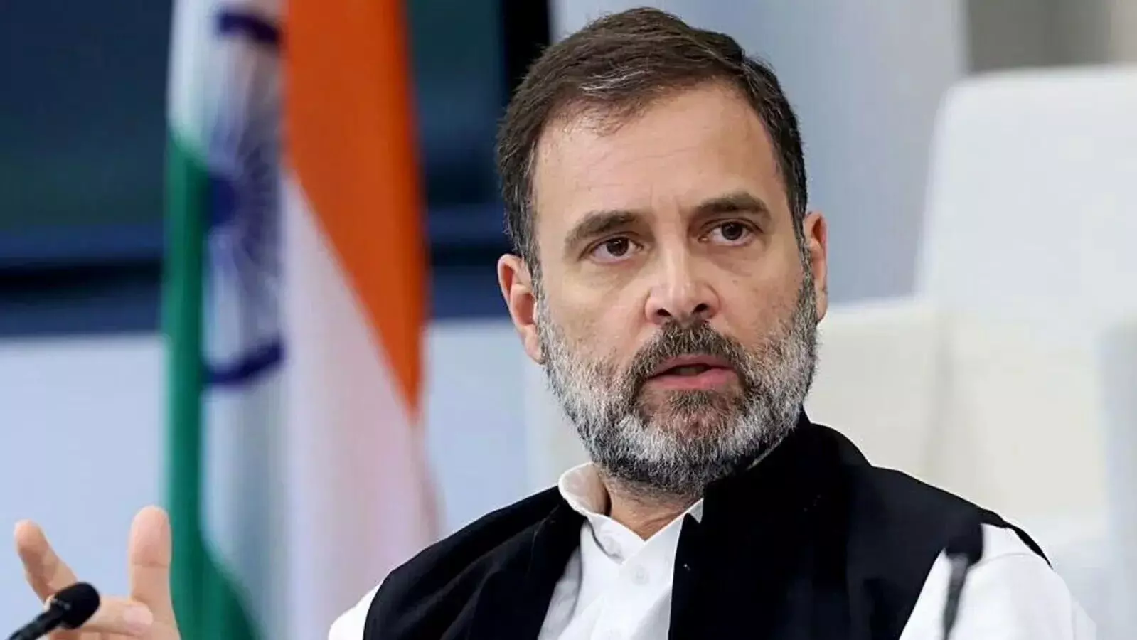 ज्ञानेश कुमार पर राहुल गांधी का बड़ा हमला, बोले- PM मोदी चुनाव ‘चुराने’ के लिए करते हैं इस्तेमाल ज्ञानेश कुमार पर राहुल गांधी का बड़ा हमला, बोले- PM मोदी चुनाव ‘चुराने’ के लिए करते हैं इस्तेमाल