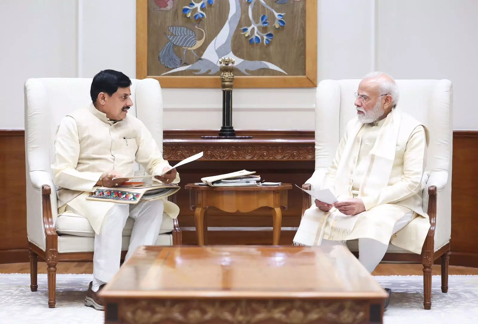 CM मोहन यादव ने PM मोदी से की मुलाकात, ग्लोबल इन्वेस्टर्स समिट 2027 का दिया न्योता, कई मुद्दों पर हुई चर्चा CM मोहन यादव ने PM मोदी से की मुलाकात, ग्लोबल इन्वेस्टर्स समिट 2027 का दिया न्योता, कई मुद्दों पर हुई चर्चा