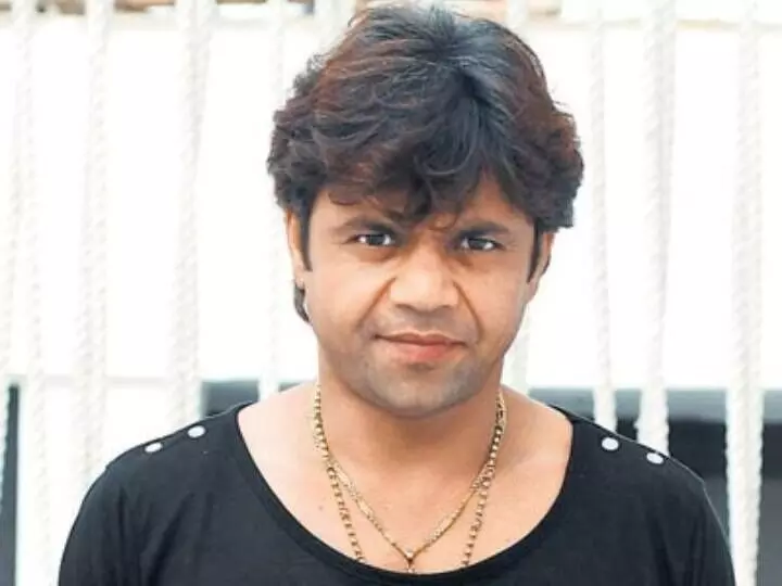 चेक बाउंस मामले में SC ने लगाई राजपाल को फटकार, कहा- आपकी जगह जेल में है चेक बाउंस मामले में SC ने लगाई राजपाल को फटकार, कहा- आपकी जगह जेल में है