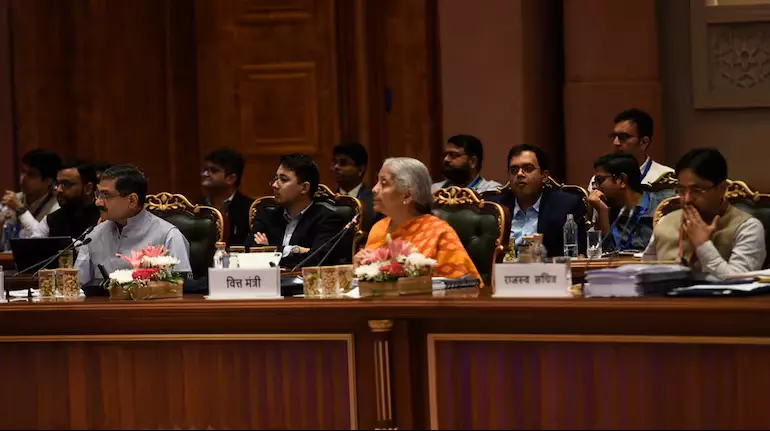 GST Council Meeting: GST काउंसिल की बैठक में बड़ा फैसला, अब टैक्स अधिकारियों के पास नहीं होगा गिरफ्तारी का अधिकार; जुर्माना भी घटा GST Council Meeting: GST काउंसिल की बैठक में बड़ा फैसला, अब टैक्स अधिकारियों के पास नहीं होगा गिरफ्तारी का अधिकार; जुर्माना भी घटा