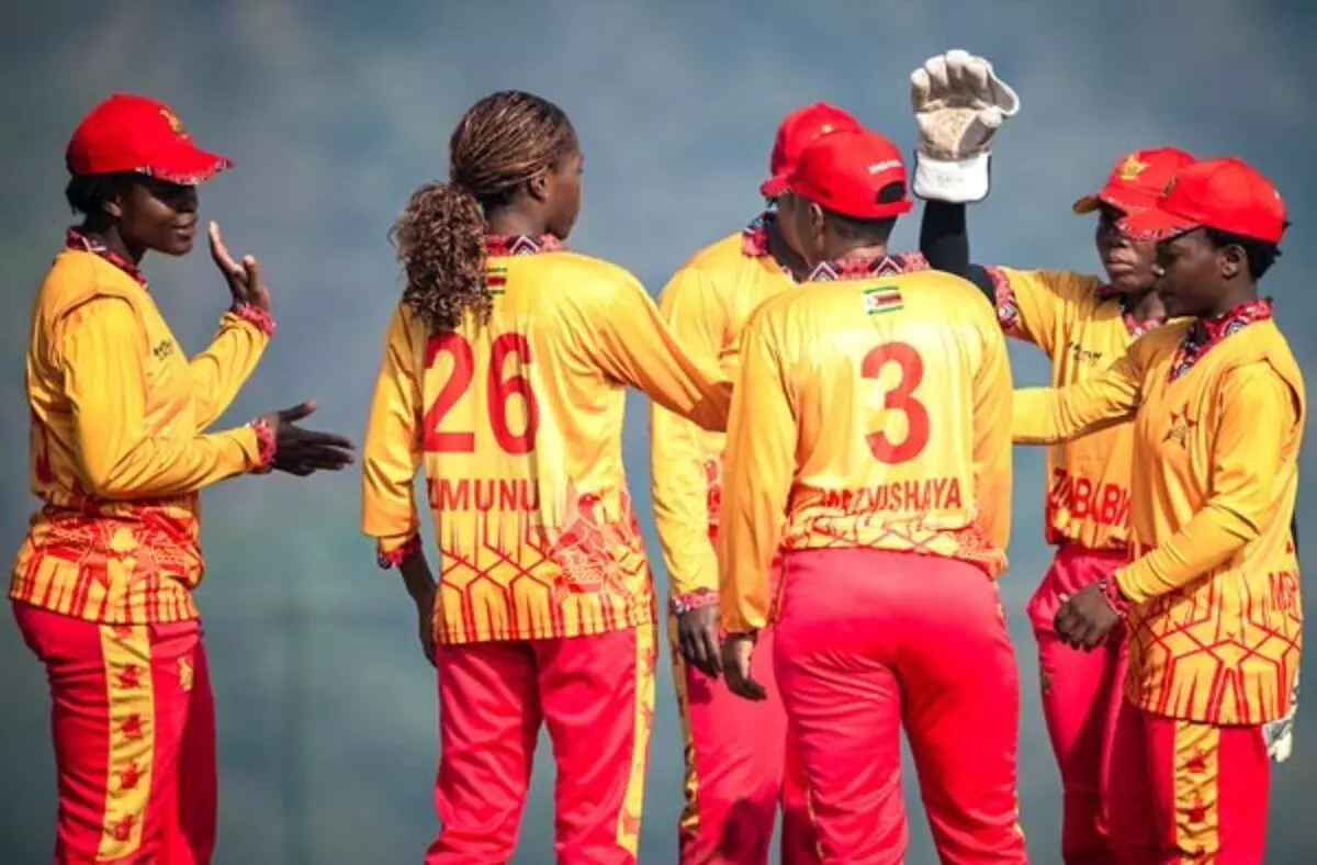 IND vs ZIM: जिम्बाब्वे महिला टीम का ऐलान, इतिहास में पहली बार भिड़ेंगी दोनों टीमें; रायपुर में होंगे 3 टी-20 मैच IND vs ZIM: जिम्बाब्वे महिला टीम का ऐलान, इतिहास में पहली बार भिड़ेंगी दोनों टीमें; रायपुर में होंगे 3 टी-20 मैच