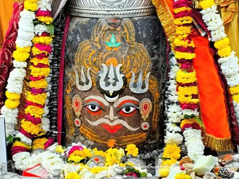 Mahakaal Darshan: नवरात्रि के शुभ दिनों में बाबा महाकाल का आशीर्वाद लें, देखें Live Darshan Mahakaal Darshan: नवरात्रि के शुभ दिनों में बाबा महाकाल का आशीर्वाद लें, देखें Live Darshan