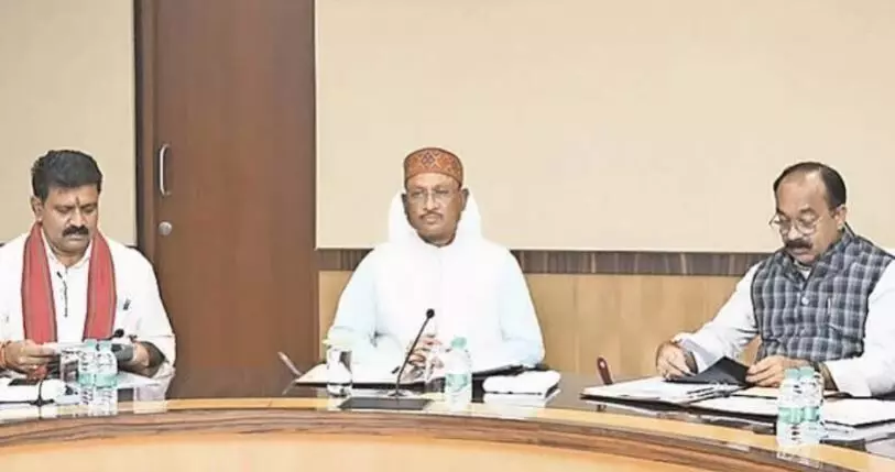 CG Cabinet Meeting: छत्तीसगढ़ में विष्णुदेव साय मंत्रिपरिषद की बैठक 27 अक्टूबर को, इन अहम प्रस्तावों और फैसलों पर लग सकती है मुहर CG Cabinet Meeting: छत्तीसगढ़ में विष्णुदेव साय मंत्रिपरिषद की बैठक 27 अक्टूबर को, इन अहम प्रस्तावों और फैसलों पर लग सकती है मुहर
