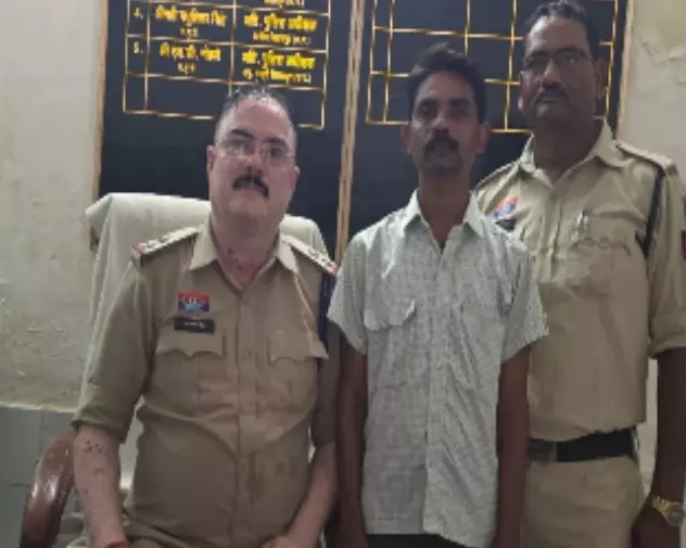 CG Crime: साली के चरित्र पर टिप्पणी के बाद विवाद, महिला की मौत के मामले में जीजा गिरफ्तार CG Crime: साली के चरित्र पर टिप्पणी के बाद विवाद, महिला की मौत के मामले में जीजा गिरफ्तार