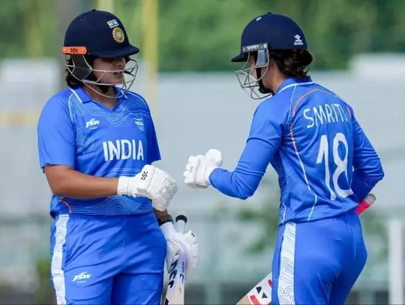 India vs Zimbabwe Women T20 Raipur: रायपुर में आज भारत-जिम्बाब्वे दूसरा T20 मुकाबला: सीरीज पर कब्जा जमाने उतरेगी टीम इंडिया, स्मृति मंधाना और शेफाली वर्मा के पास इतिहास रचने का मौका India vs Zimbabwe Women T20 Raipur: रायपुर में आज भारत-जिम्बाब्वे दूसरा T20 मुकाबला: सीरीज पर कब्जा जमाने उतरेगी टीम इंडिया, स्मृति मंधाना और शेफाली वर्मा के पास इतिहास रचने का मौका
