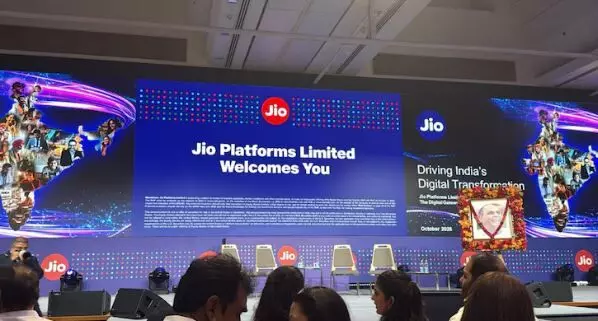 Jio Platforms IPO: पहले दिन ही Fully Subscribed, हुंडई समेत बड़े आईपीओ का रिकॉर्ड टूटा, जानें कब होगी स्टॉक मार्केट में धमाकेदार लिस्टिंग Jio Platforms IPO: पहले दिन ही Fully Subscribed, हुंडई समेत बड़े आईपीओ का रिकॉर्ड टूटा, जानें कब होगी स्टॉक मार्केट में धमाकेदार लिस्टिंग