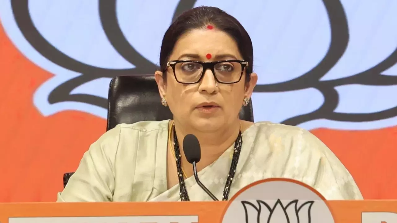 Smriti Irani Chhattisgarh Visit: छत्तीसगढ़ के दो दिवसीय दौरे पर रहेंगी प्रदेश प्रभारी स्मृति ईरानी, सांसदों-विधायकों से लेकर कोर ग्रुप तक के साथ होगी अहम बैठक Smriti Irani Chhattisgarh Visit: छत्तीसगढ़ के दो दिवसीय दौरे पर रहेंगी प्रदेश प्रभारी स्मृति ईरानी, सांसदों-विधायकों से लेकर कोर ग्रुप तक के साथ होगी अहम बैठक