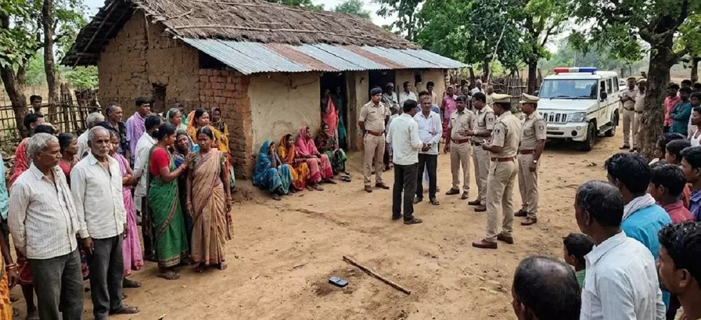 CG Crime : मोबाइल को लेकर आपस में भिड़े दो भाई, बड़े ने छोटे को उतारा मौत के घाट, आरोपी गिरफ्तार CG Crime : मोबाइल को लेकर आपस में भिड़े दो भाई, बड़े ने छोटे को उतारा मौत के घाट, आरोपी गिरफ्तार