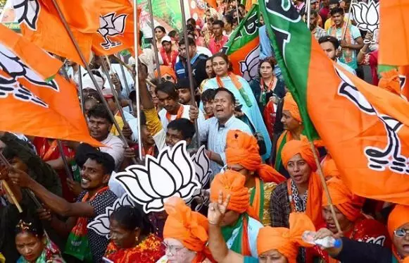 UP MLC election results: यूपी विधानसभा चुनाव के सेमीफाइनल में बीजेपी का दबदबा, 5 सीटों पर कब्जा, कर्नाटक में बड़ा उलटफेर, एनडीए ने चारों सीटें जीती UP MLC election results: यूपी विधानसभा चुनाव के सेमीफाइनल में बीजेपी का दबदबा, 5 सीटों पर कब्जा, कर्नाटक में बड़ा उलटफेर, एनडीए ने चारों सीटें जीती
